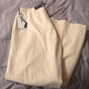 Gorgeous cream Aubrey-style Limited pants